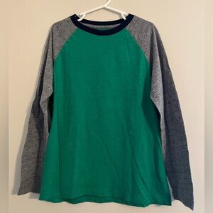 Old Navy Boys Long Sleeve Shirt. Size 8.